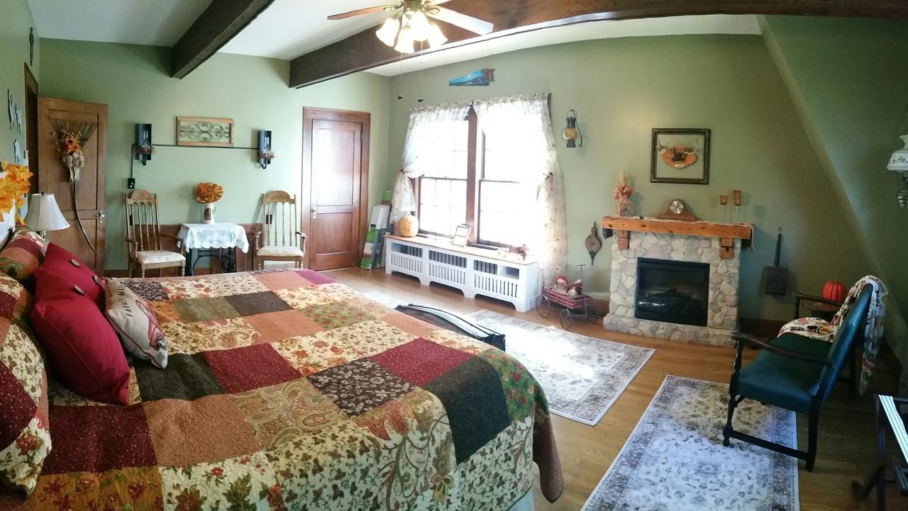 Almost Heaven Bed & Breakfast Waynesville Exterior foto